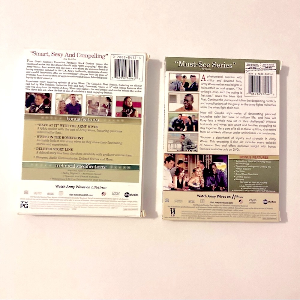 Set of 2 DVDs Army Wives Season 1 & 2 - Picture 4 of 5